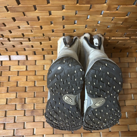 The North Face Bootie - Picture 3 of 6